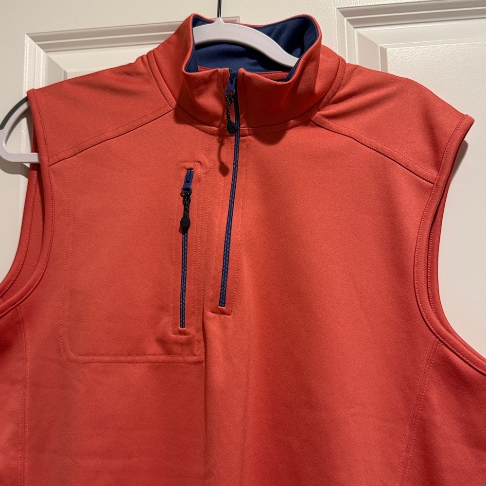 Men’s Vineyard Vines Vest